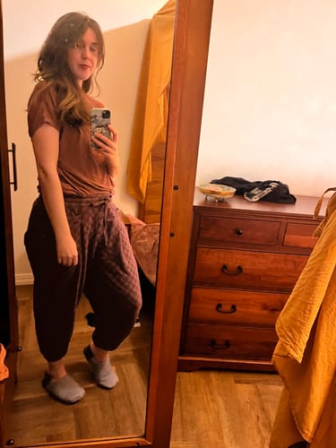 Customer photo review of Jogger Pant | Mauve Chex