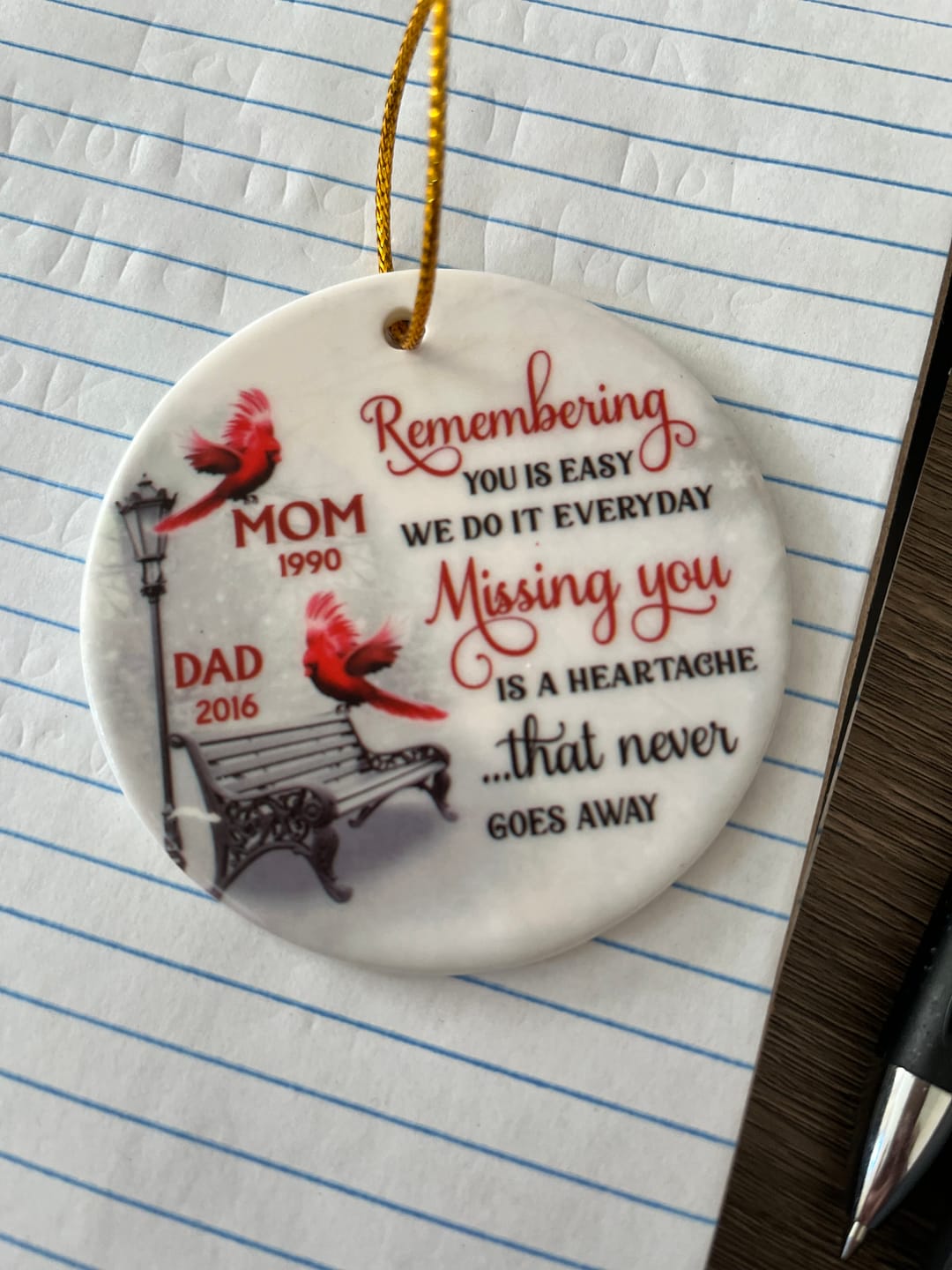 Customer photo review of Cardinals Winter Memorial Personalized Circle Ornament