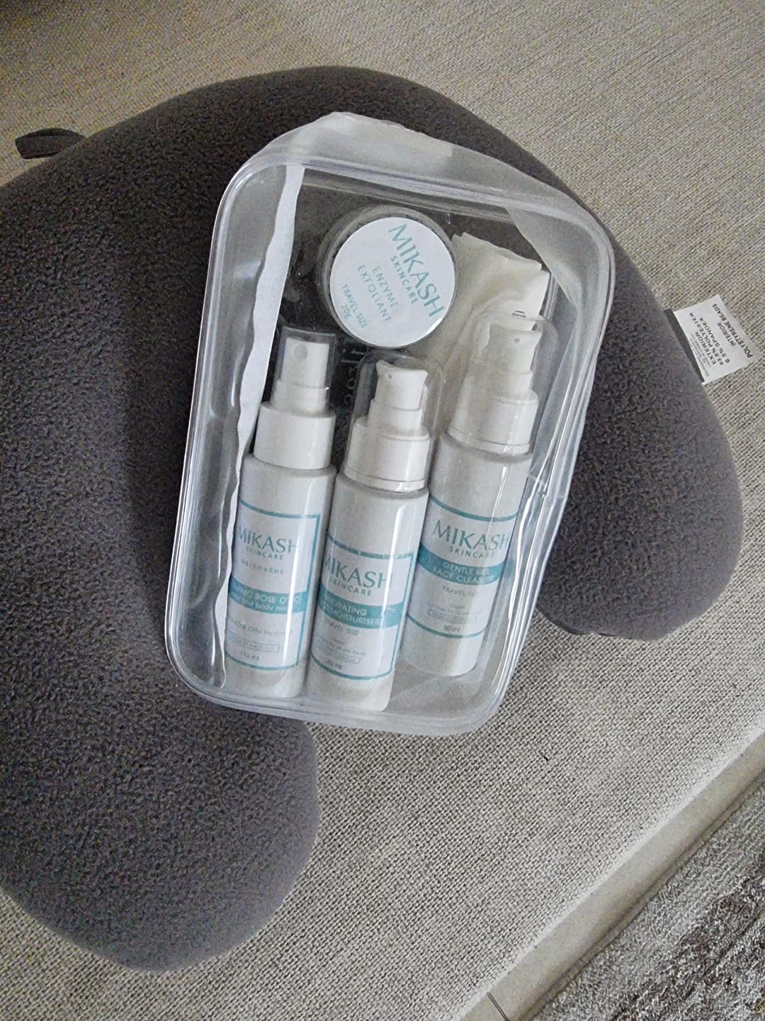 Customer photo review of Mikash trial size skincare set