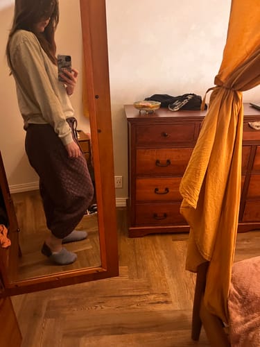 Customer photo review of Jogger Pant | Mauve Chex