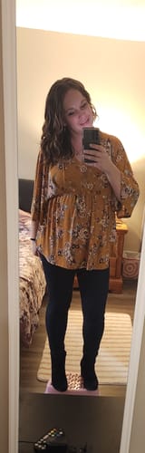 Customer photo review of Judy blue Classic Back Pocket Embroidered Skinny Jean