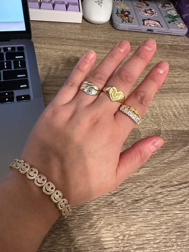 Customer photo review of Six Eyes Ring