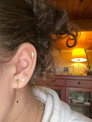 Customer photo review of Le piercing Winnie : éclair