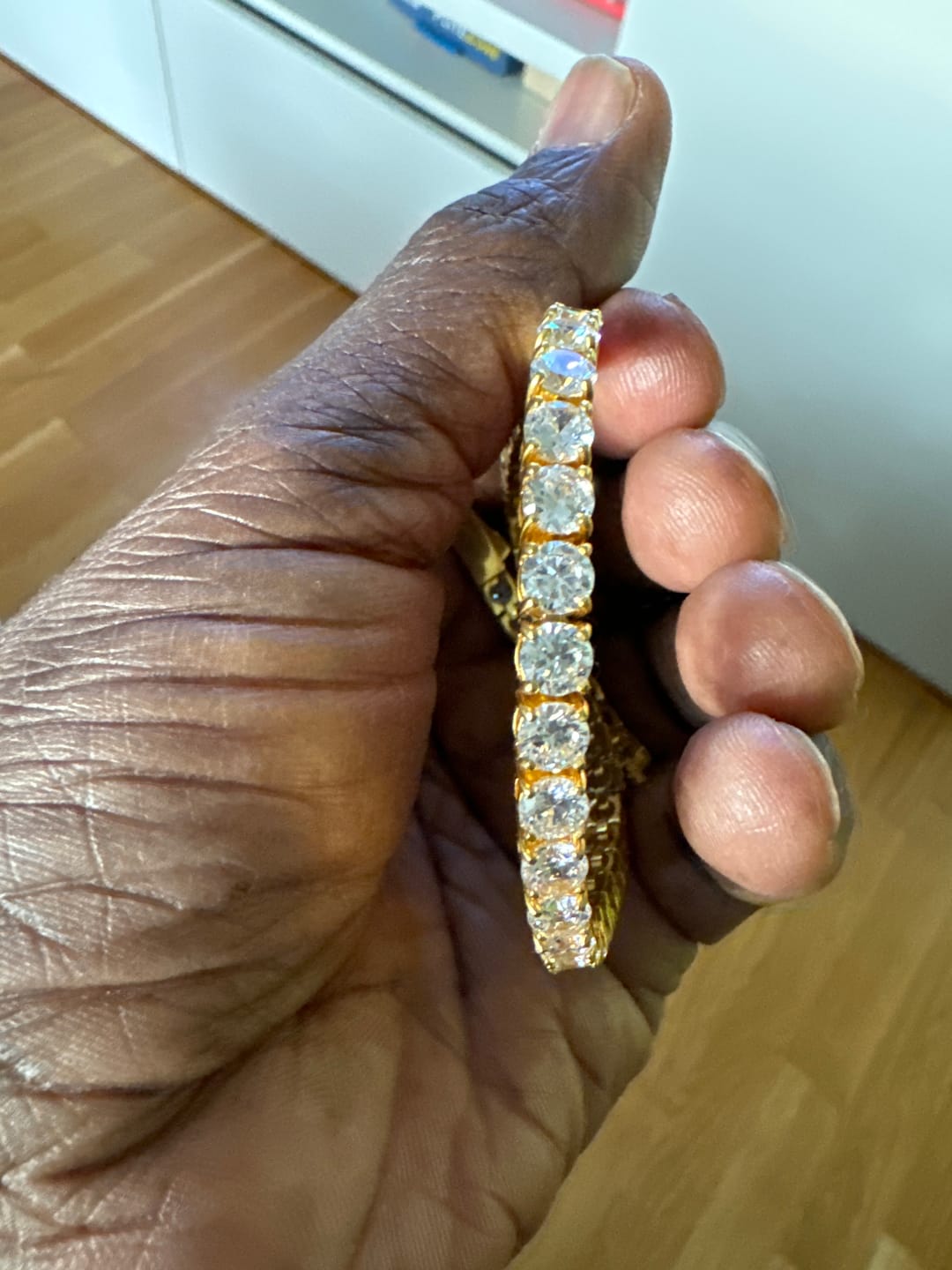 Customer photo review of TENNISBOY BRACELET. - 5MM 18K GOLD
