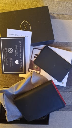 Customer photo review of Black & Red