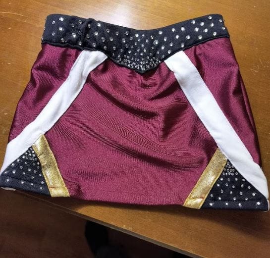 Customer photo review of Burgundy Yoga Spandex
