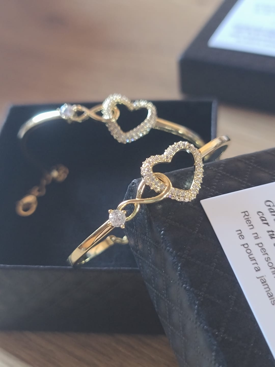Customer photo review of Bracelet Infini Cœur Éternel