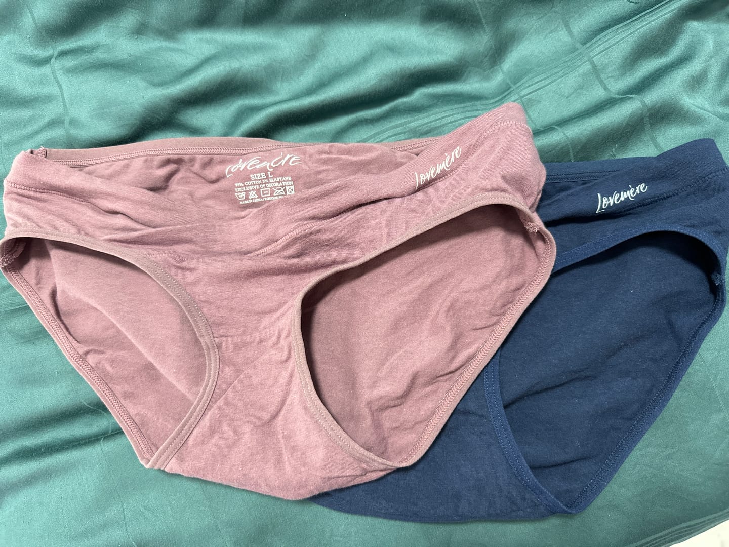 Customer photo review of Mère Bottoms
