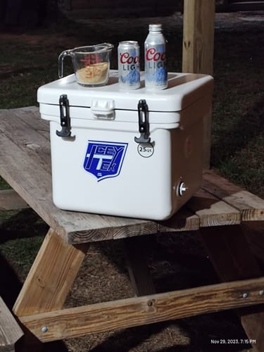 Customer photo review of ICEY-TEK 25 Quart Cooler