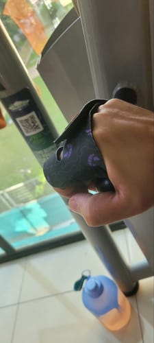 Customer photo review of Guantes GRAB Ghost