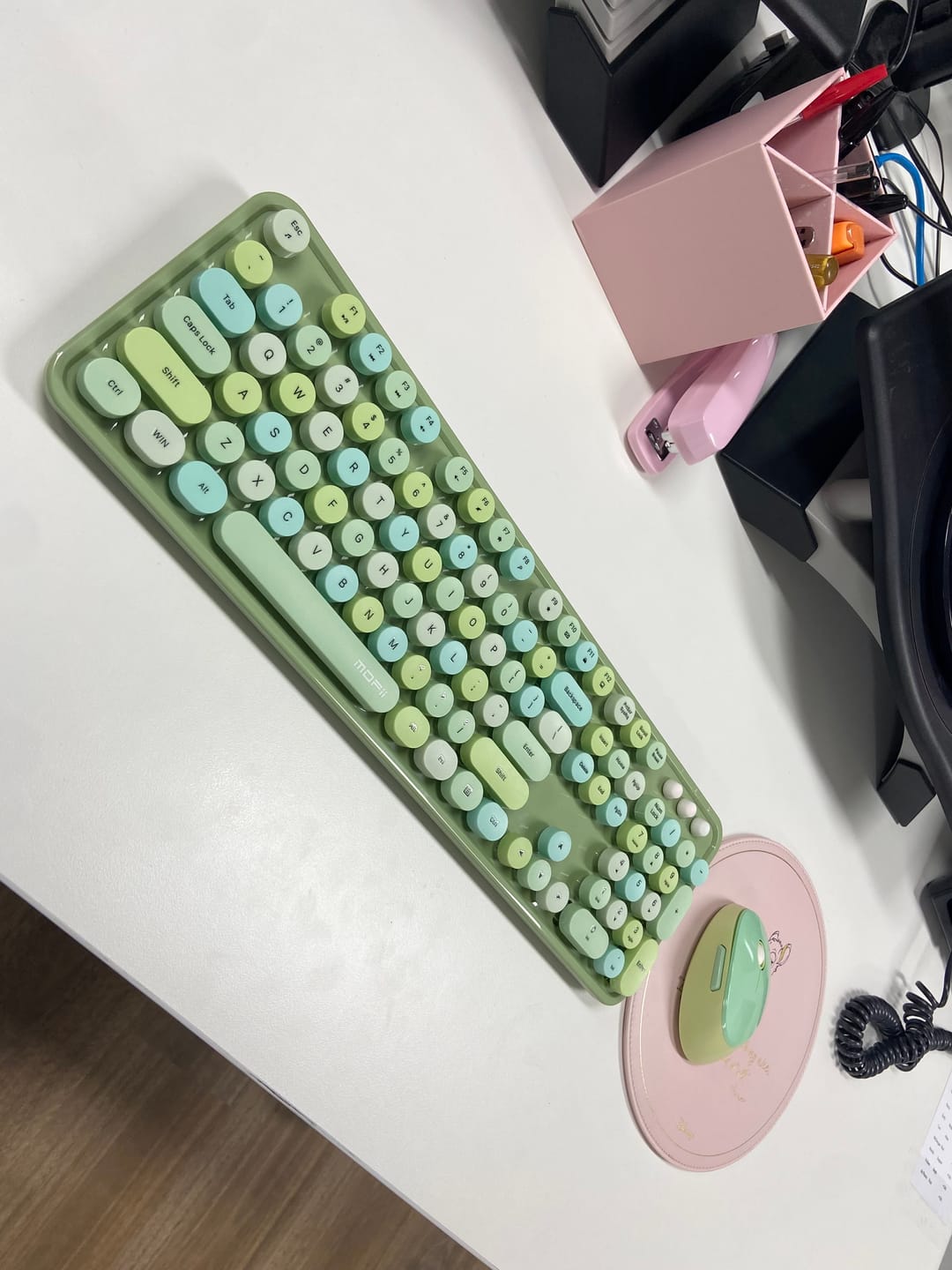 Customer photo review of Mofii Wireless Keyboard and Mouse Combo