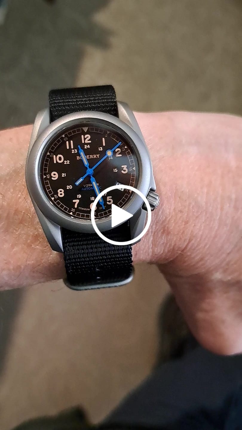 Customer video review of VOYAGER - 100M Waterproof Titanium Automatic Field Watch | Vintage Noir