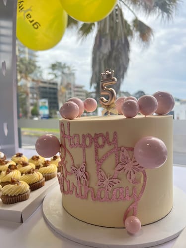 Customer photo review of Blank Canvas Cake