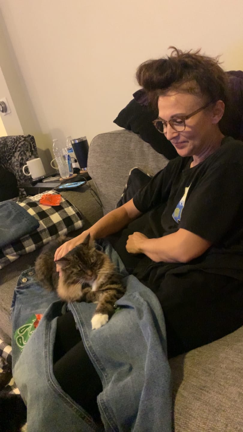 Customer photo review of KING KALM CBD 150mg - Medium Pet Formula 20 to 45lbs