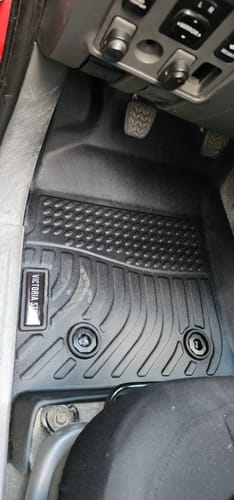 Customer photo review of PISOS CALCE PERFECTO TOYOTA HILUX VIGO 2009 AL 2015