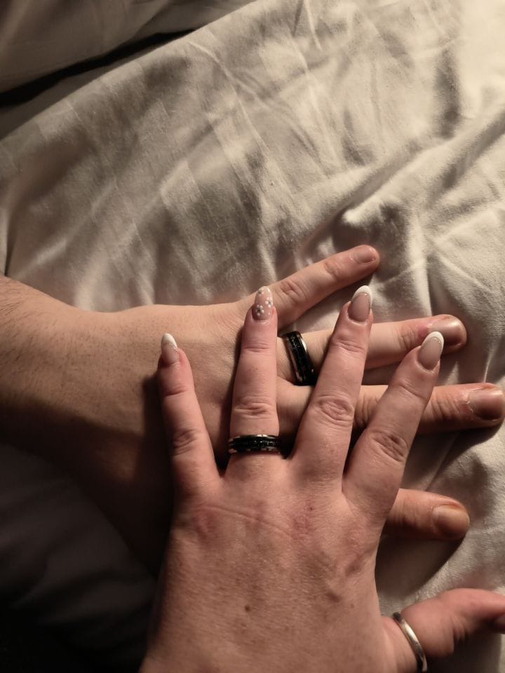 Customer photo review of The Loving Heartbeat Wonder Ring Set