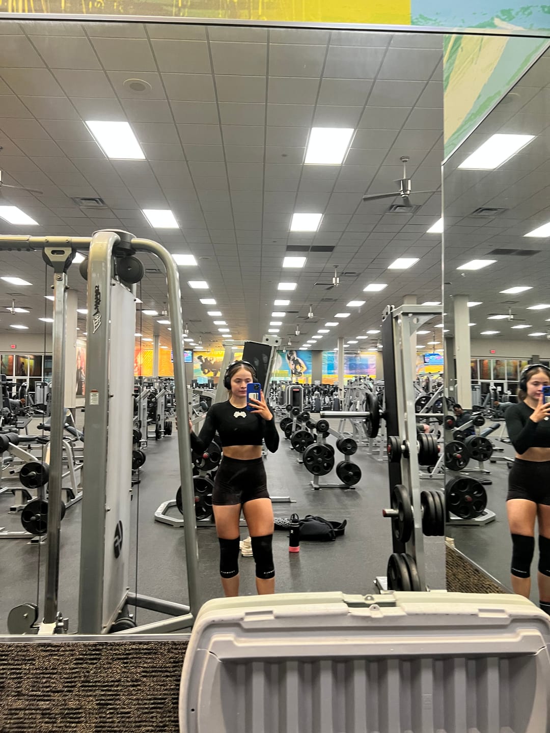 Customer photo review of 914 Knee Sleeves