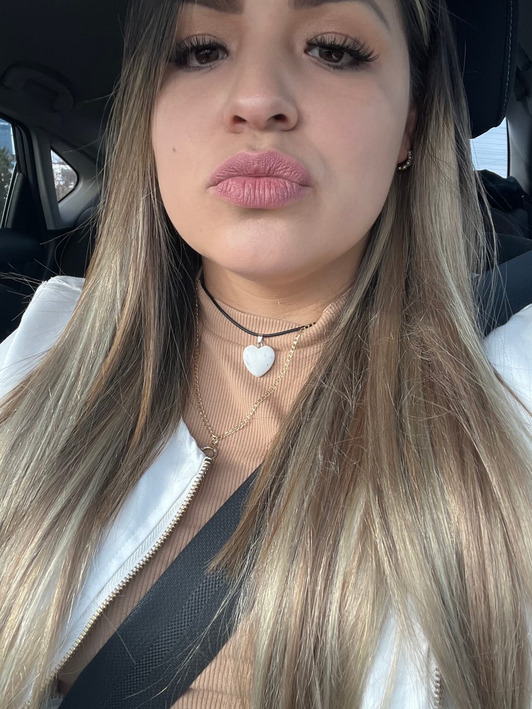 Customer photo review of Full Shine PU Seamless Clip in Extensions 100% Remy Human Hair 8 Pieces Balayage (#3/8/22)