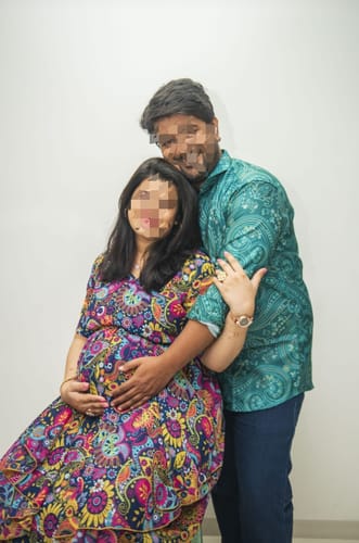 Customer photo review of Jolly Circus Maternity Flow Dress