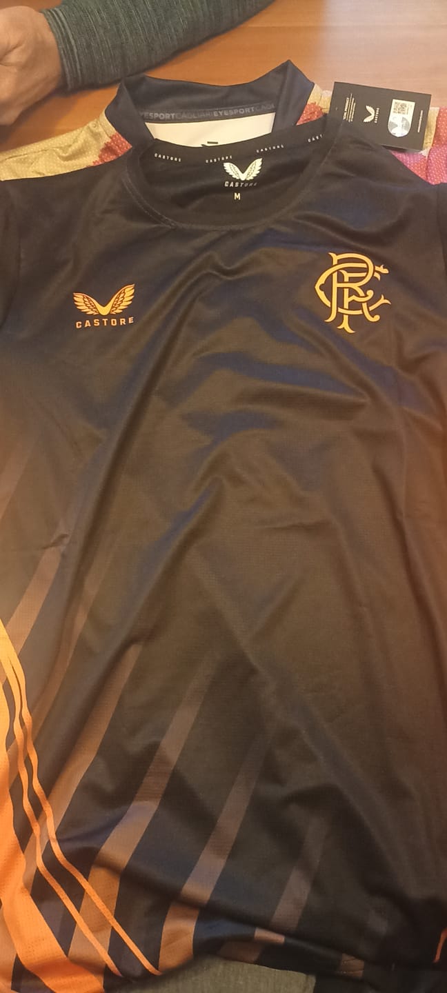 Customer photo review of Training Voetbalshirt Mystery Box
