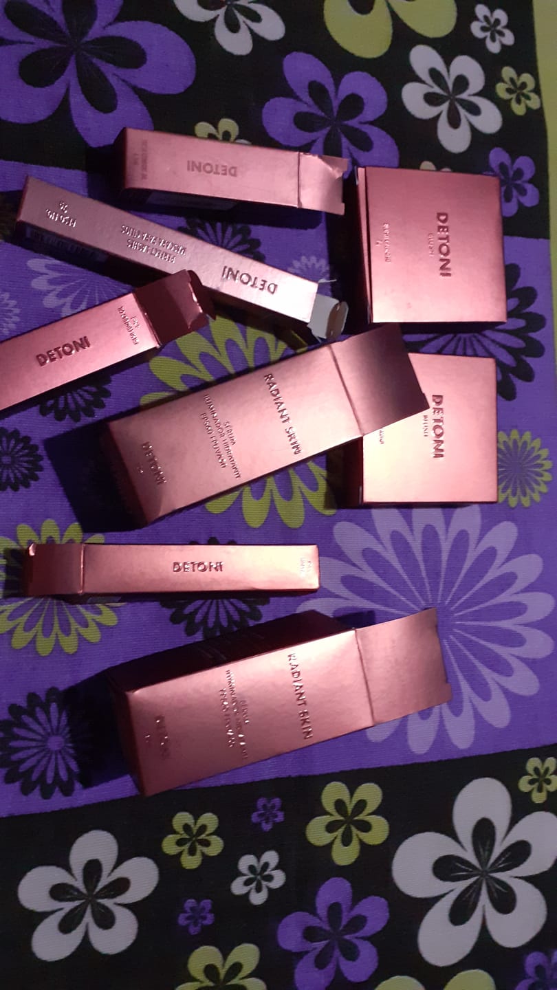 Customer photo review of SOFT BLUSH DUO | 03 PAPAYA CREAM & SOFT BROWN