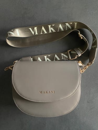 Customer photo review of KANA - TAUPE