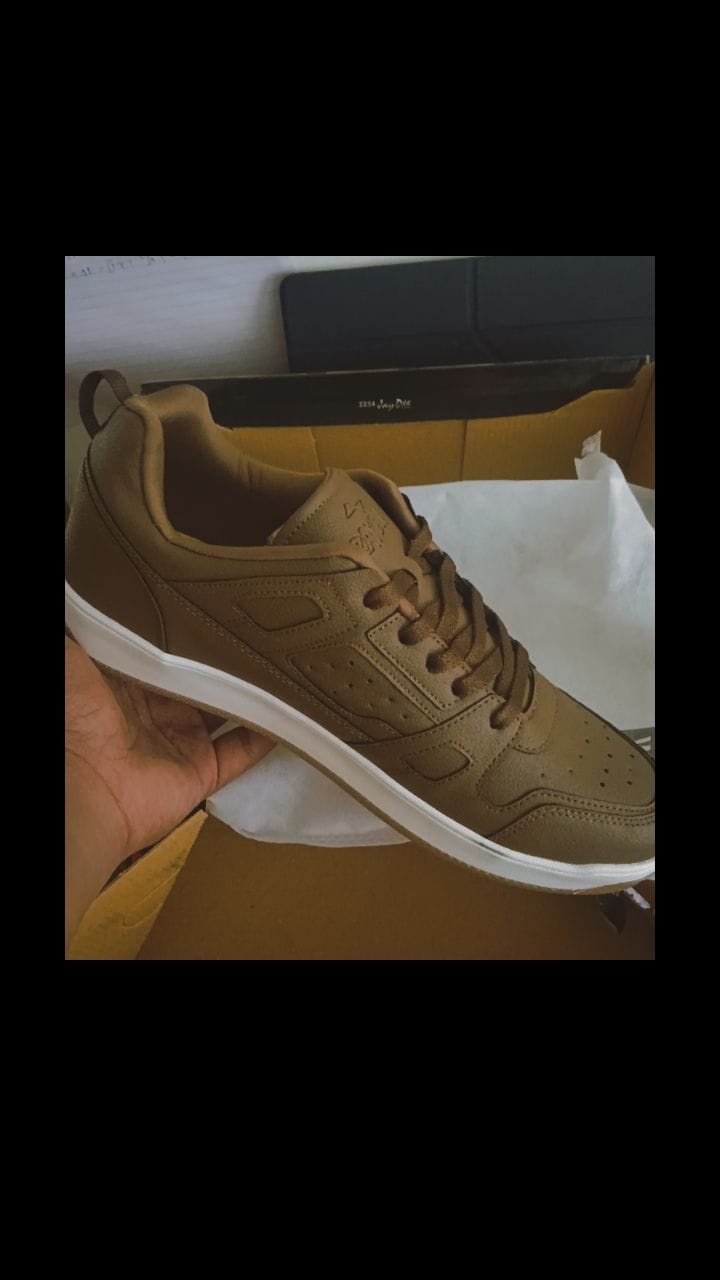 Customer photo review of CLUB Brown