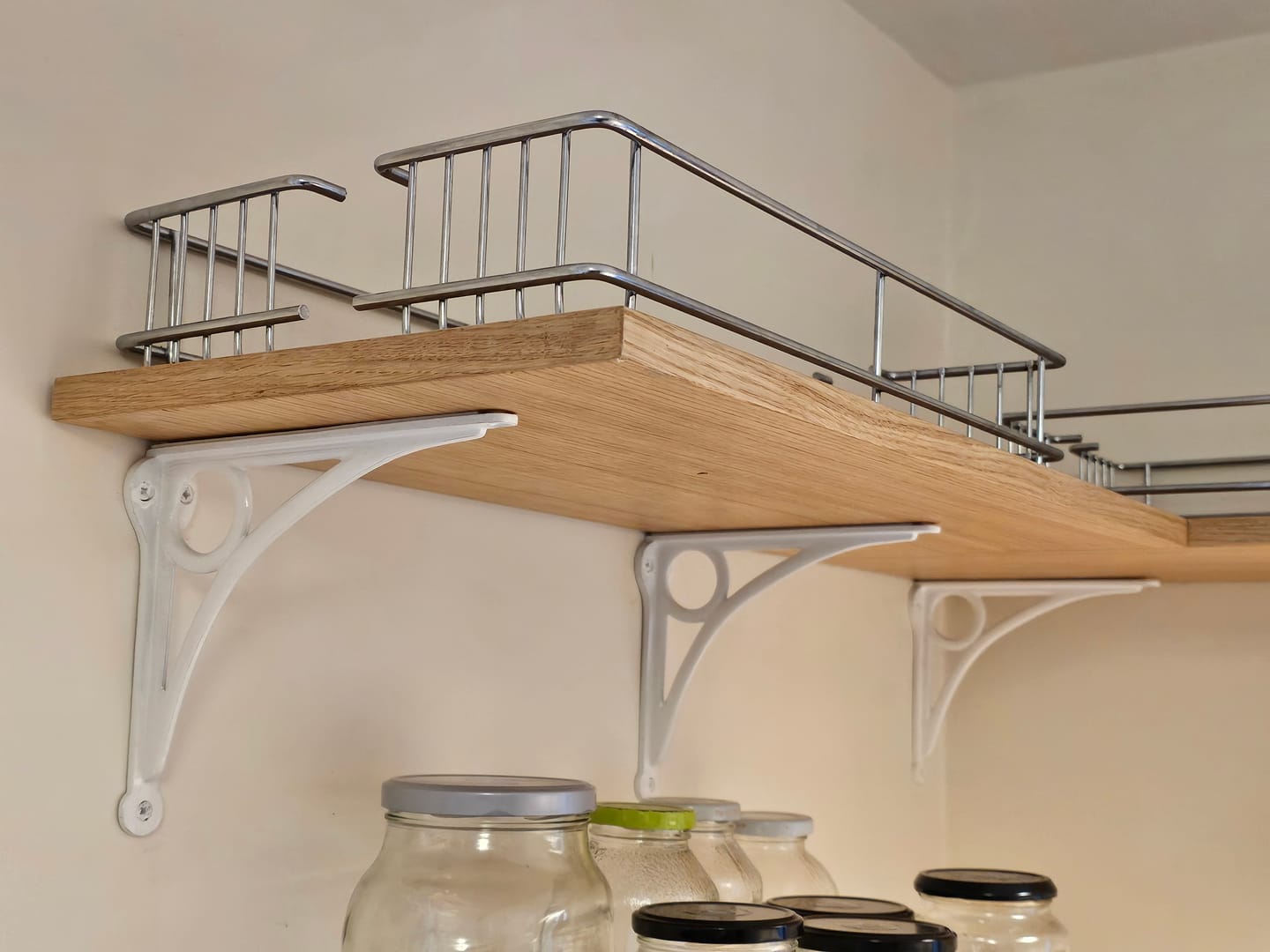 Customer photo review of 8 Inch Circle Cast Iron Shelf Bracket