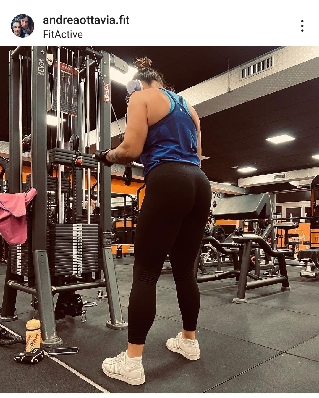 Customer photo review of Leggings Monogram Nero