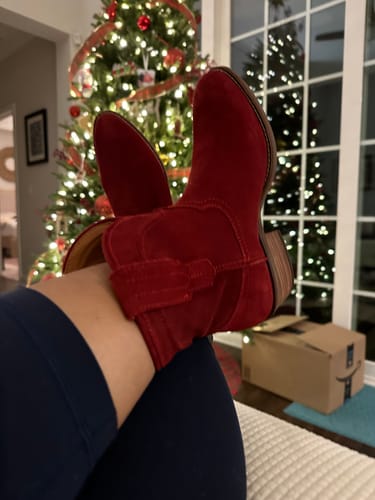 Customer photo review of Women's Tumbleweed Western Booties