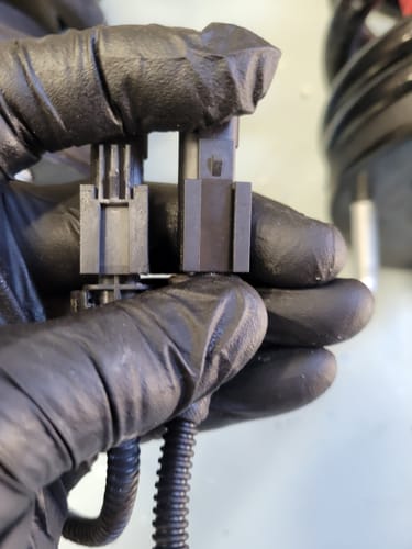 Customer photo review of 2015-2020 GMC Yukon 1500 Magnetic Struts 4 Wheel OE Replacement Kit (GC94F)