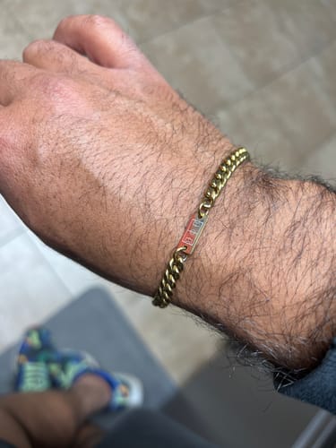 Customer photo review of CUBAN BRACELET (GOLD)