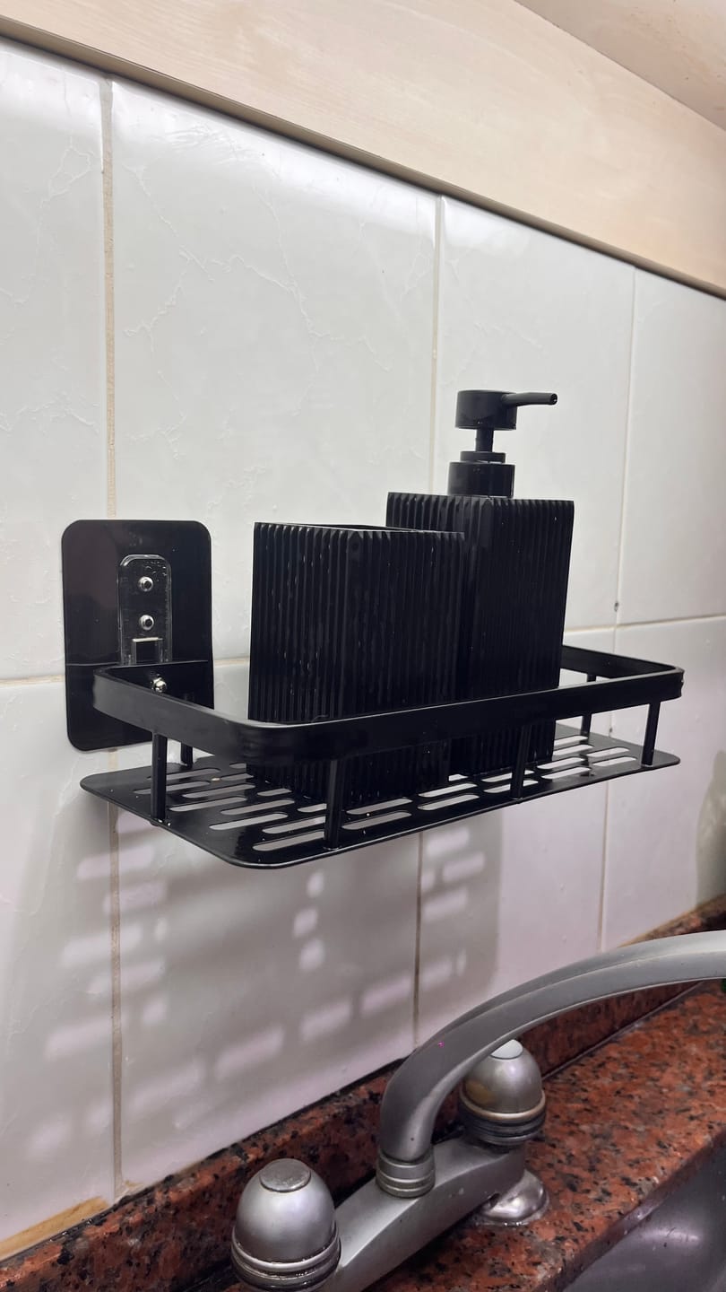 Customer photo review of Estante Organizador Winsen de Aluminio Milhome