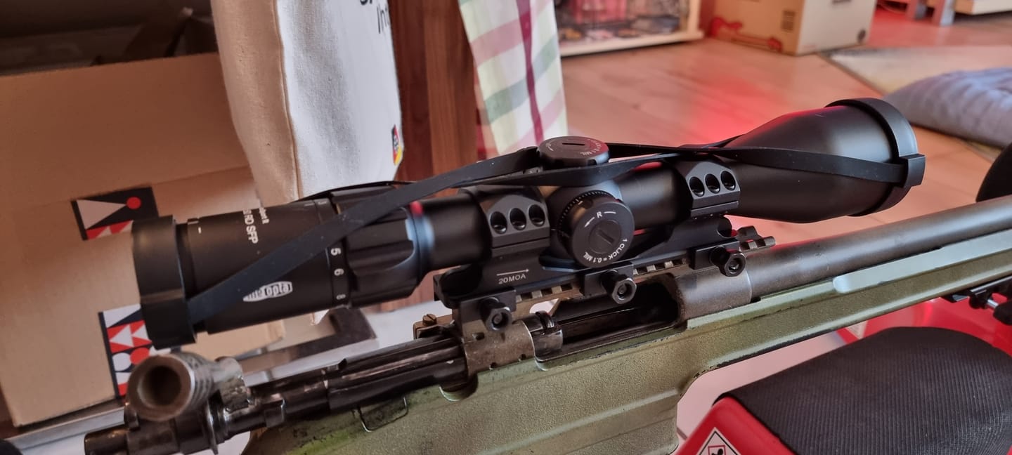 Customer photo review of Vector Optics XASR-3011 X-Accu Blockmontage für 30mm Tubus, 21mm Picatinny,  20MOA Vorneigung, h= 32mm