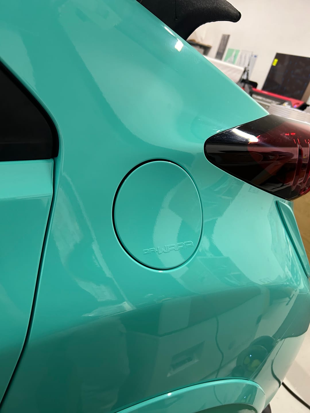 Customer photo review of High Glossy Tiffany Vinyl Wrap