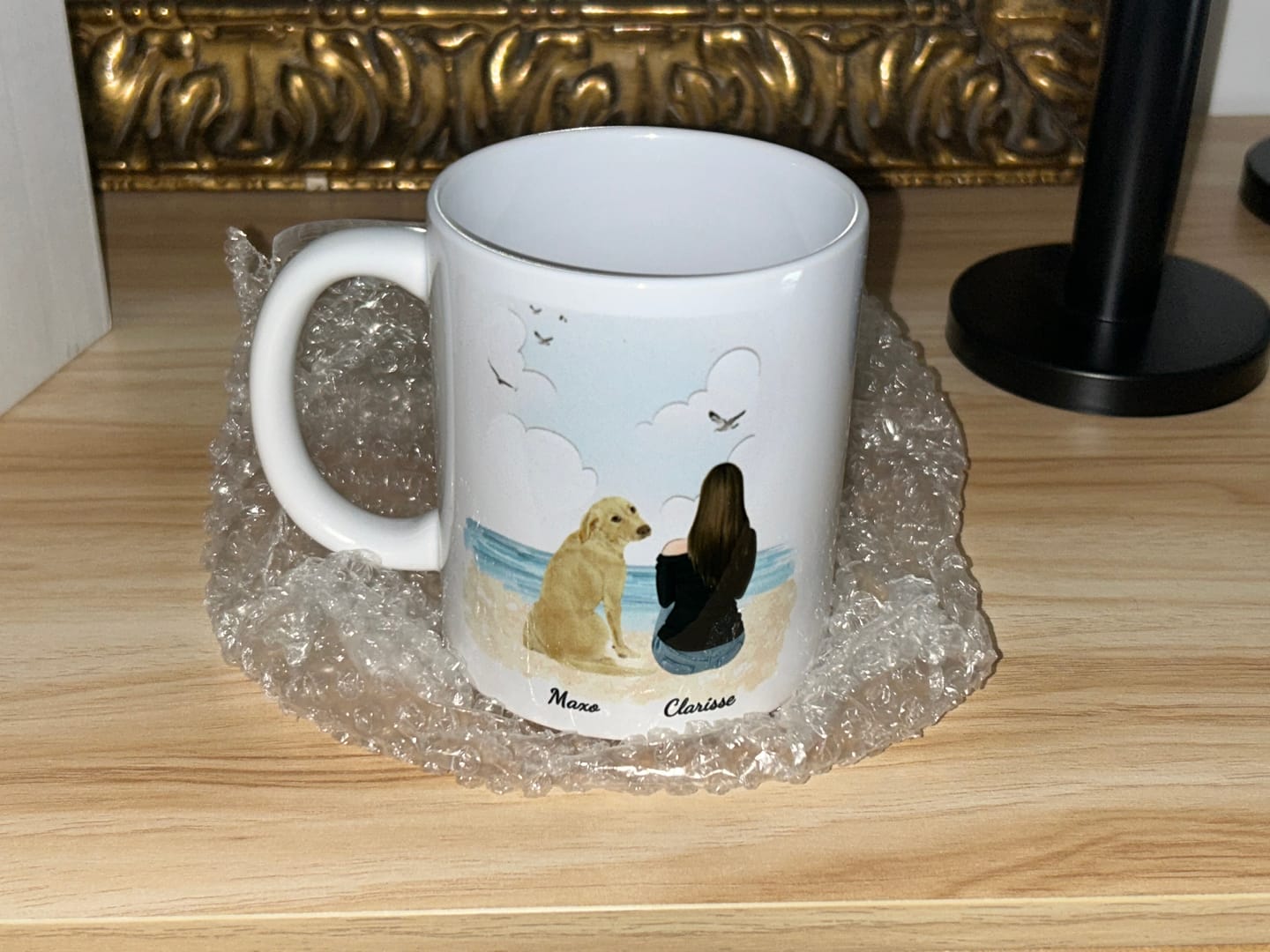 Customer photo review of Femme avec chien - Mug personnalisé
