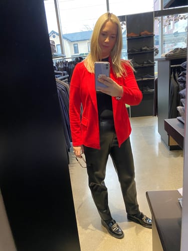 Customer photo review of Scarlet Blazer
