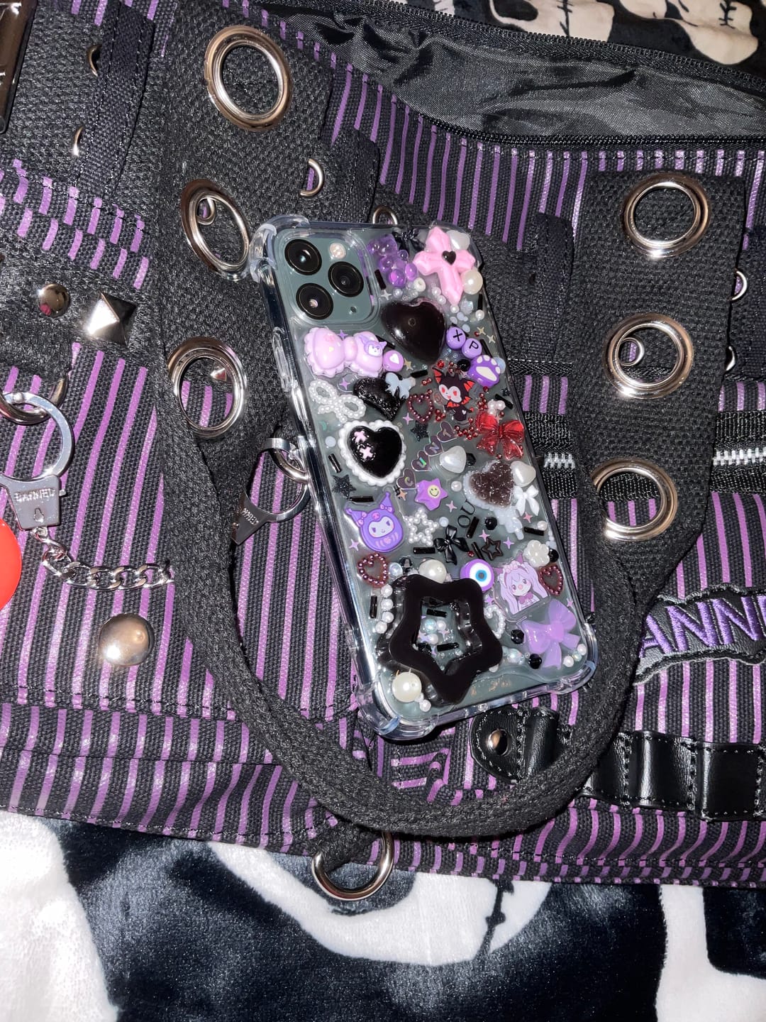 Customer photo review of Handcuff Handbag