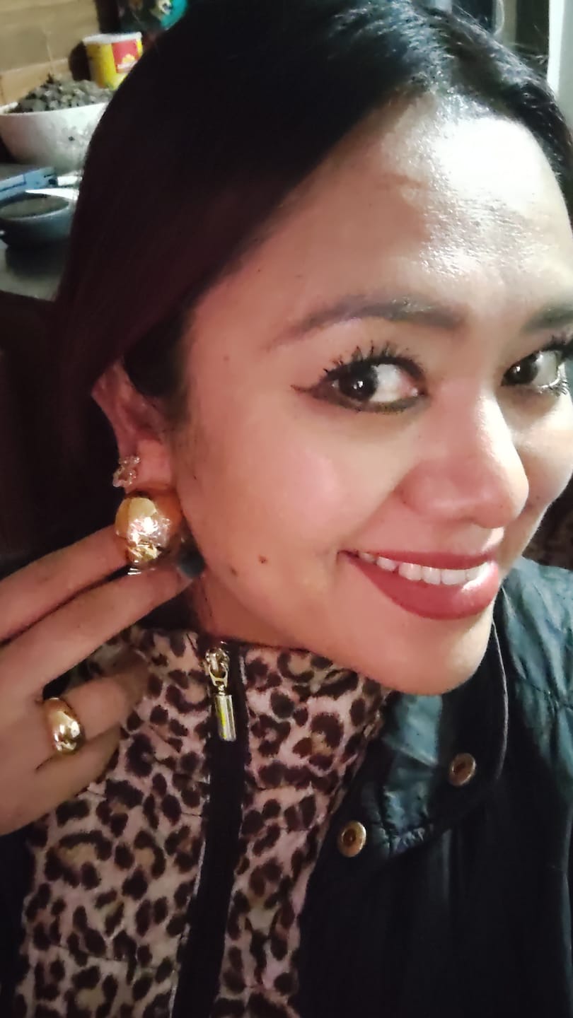 Customer photo review of Ear Cuff Triple