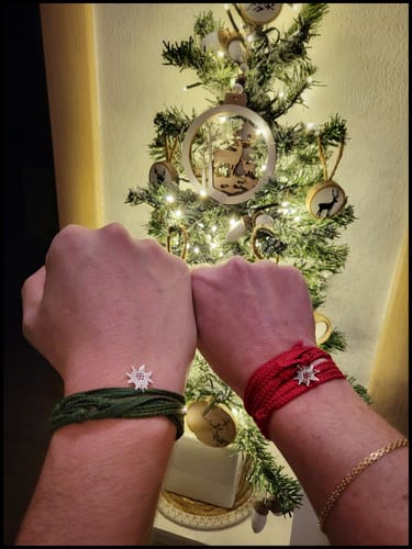 Recensione con foto di un cliente su Stella alpina - Bracciale paracord e argento 925 satinato