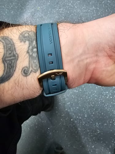 Customer photo review of ANCHAR PETROL BLUE SILICONE STRAP 24mm - BRONZE BUCKLE