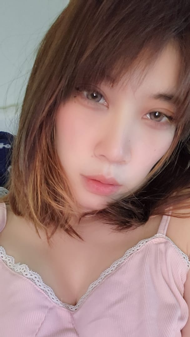 Customer photo review of Charming Pink (Brianna) Colored Contacts (2Pcs) 6 Months