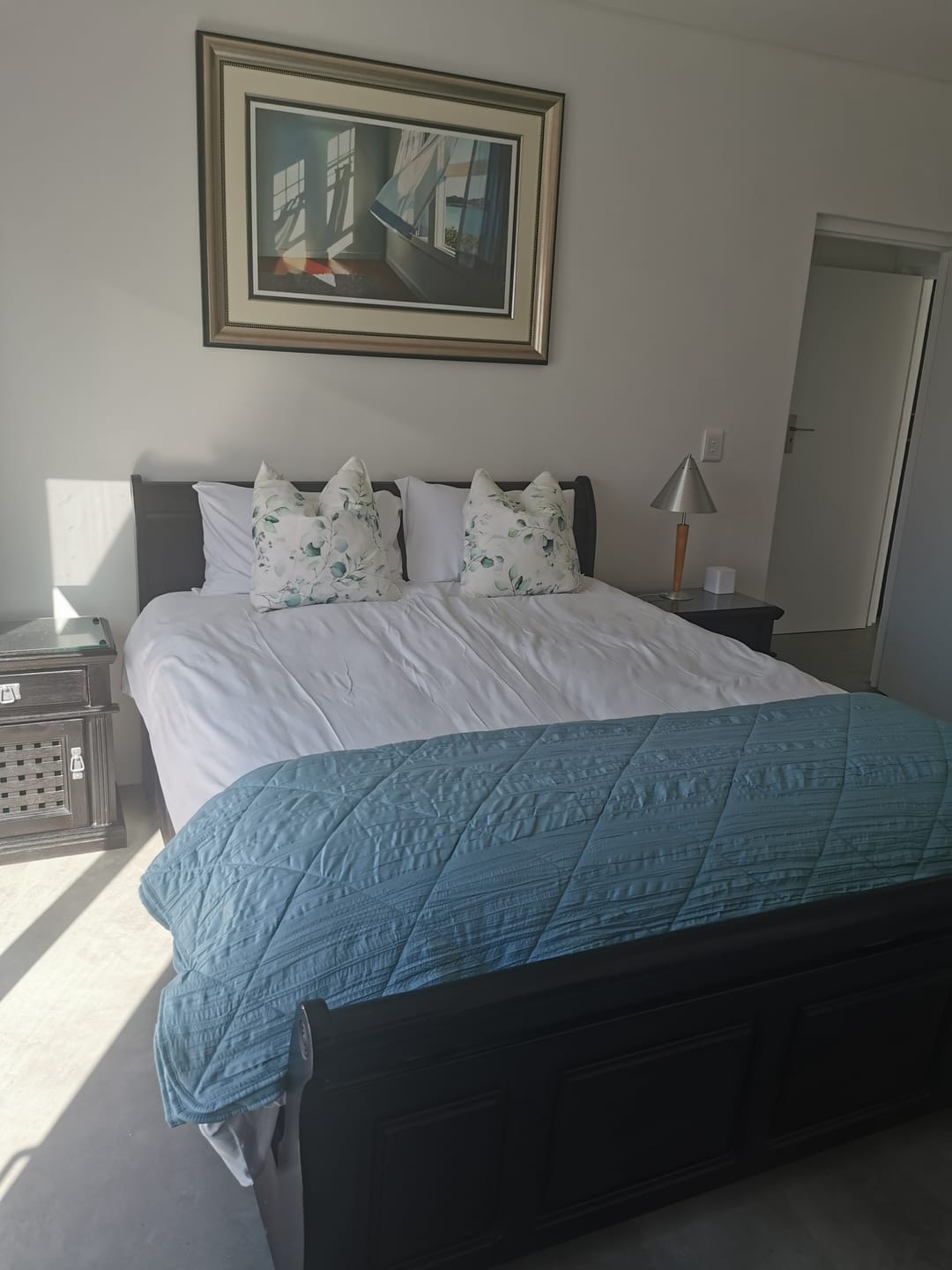 Customer photo review of Scandinavian White Duvet Cover Set