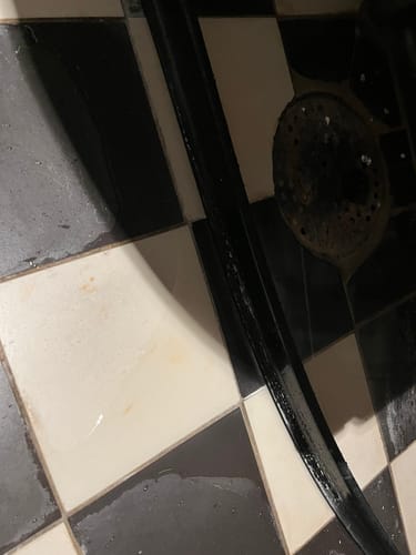 Customer photo review of Silikoneliste til brusebad