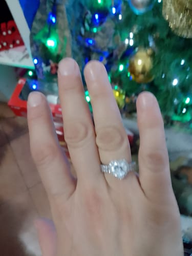 Customer photo review of Anello Love Strass