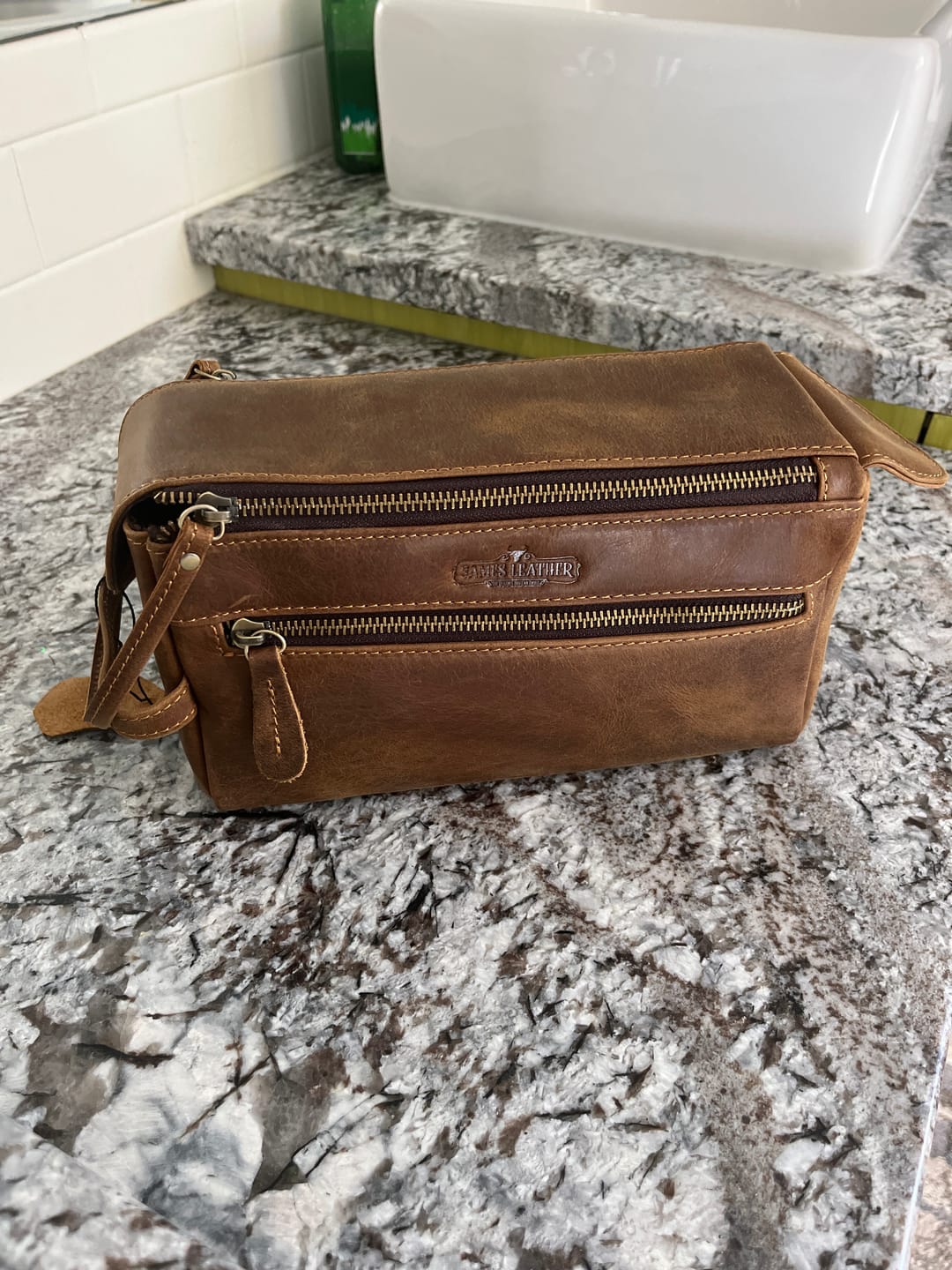 Customer photo review of Buffalo Leather Unisex Toiletry Bag