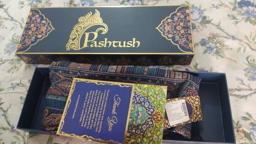 Customer photo review of Pashtush Women'S Jamawar Shawl, Navy Blue