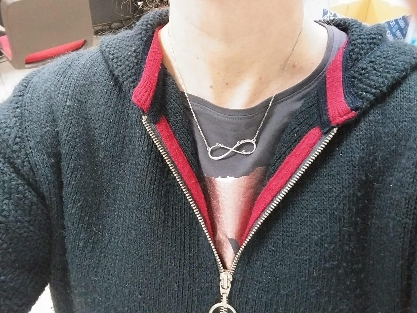 Customer photo review of Collar Infinito ~ Personalizable