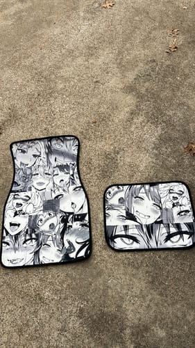 Customer photo review of Waifu Ahegao Anime Girls Car Floor Mats Custom Interior Accessories