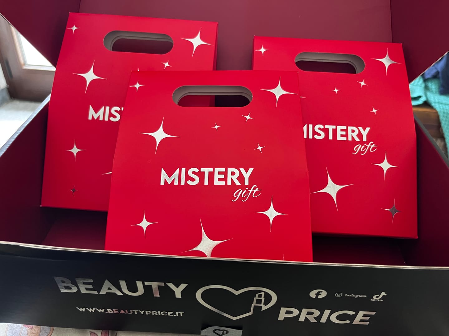 Customer photo review of MISTERY GIFT by Beauty Price® - 5 Prodotti Firmati